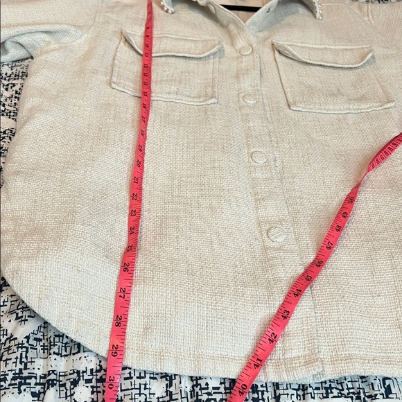 H&M Pearl Collar Shacket - Picture 6 of 8